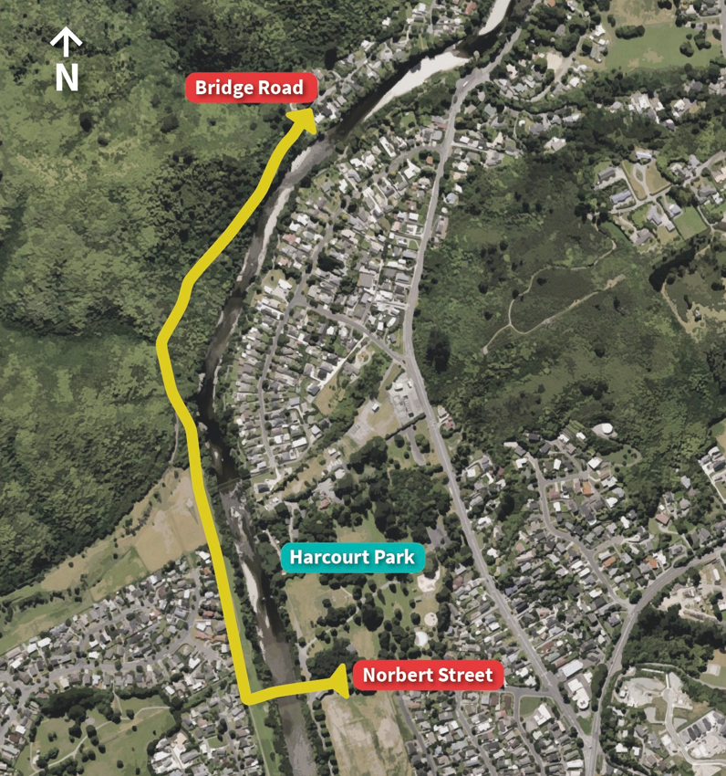 Map showing an alternative carpark for Akatarawa Park at Harcourt Park, and the route along Norbert St and Bridge Rd to get between the two parks